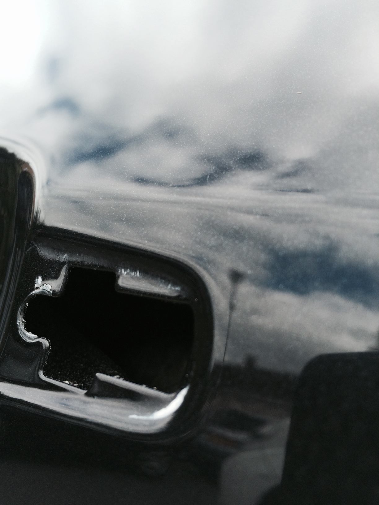 Paintless car body dent repair
